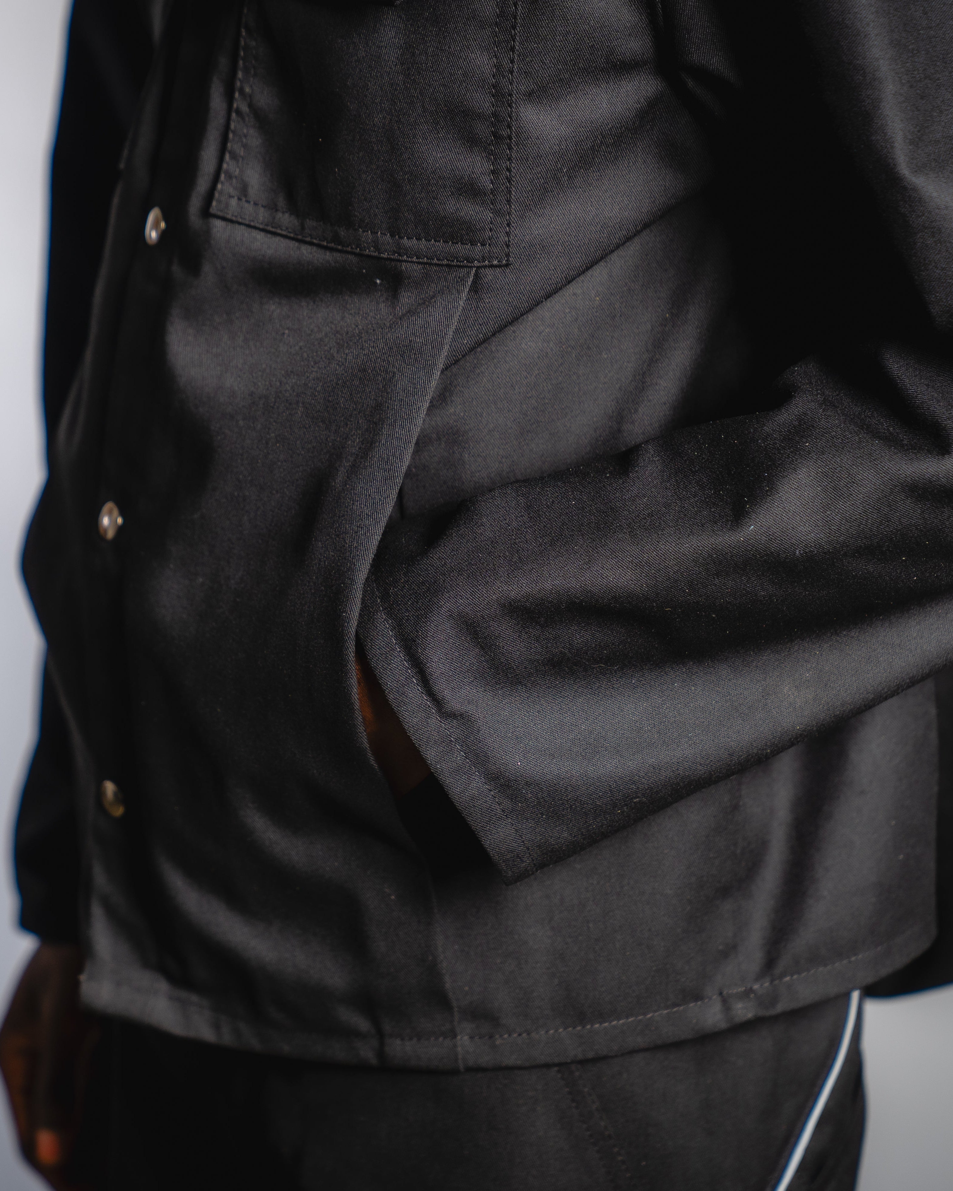 ARTRIA/Forme-01_Overshirt_Black